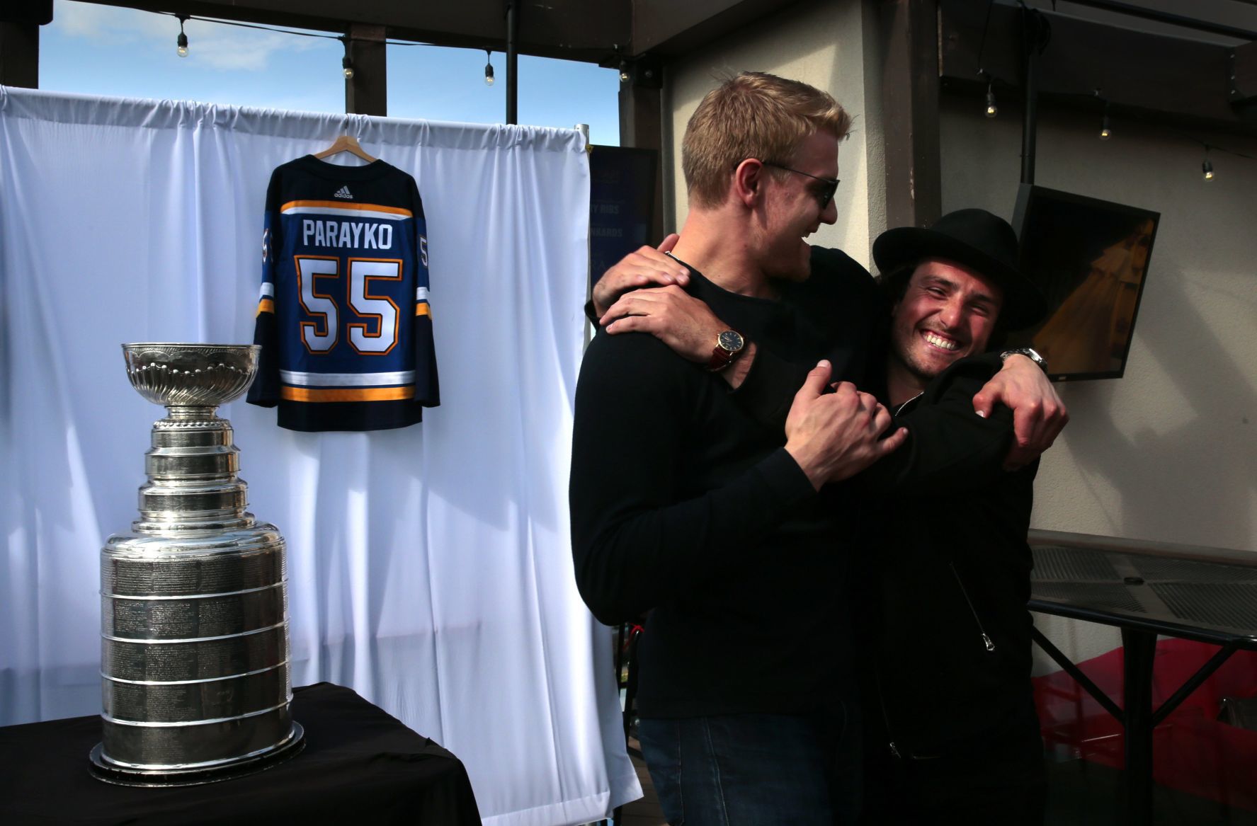 Parayko takes Stanley Cup home to Edmonton